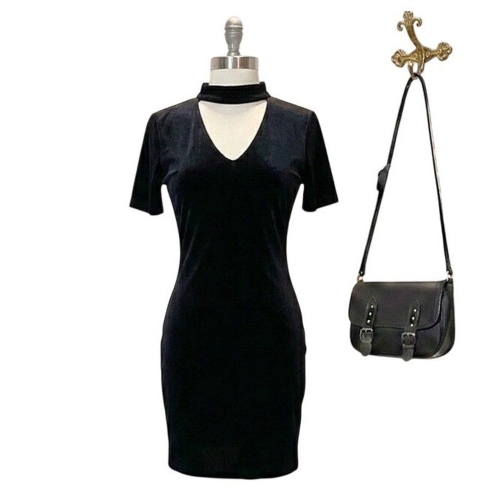 Black Velvet Mini Bodycon Dress LARGE Fitted Sexy Date‎ night Stretchy